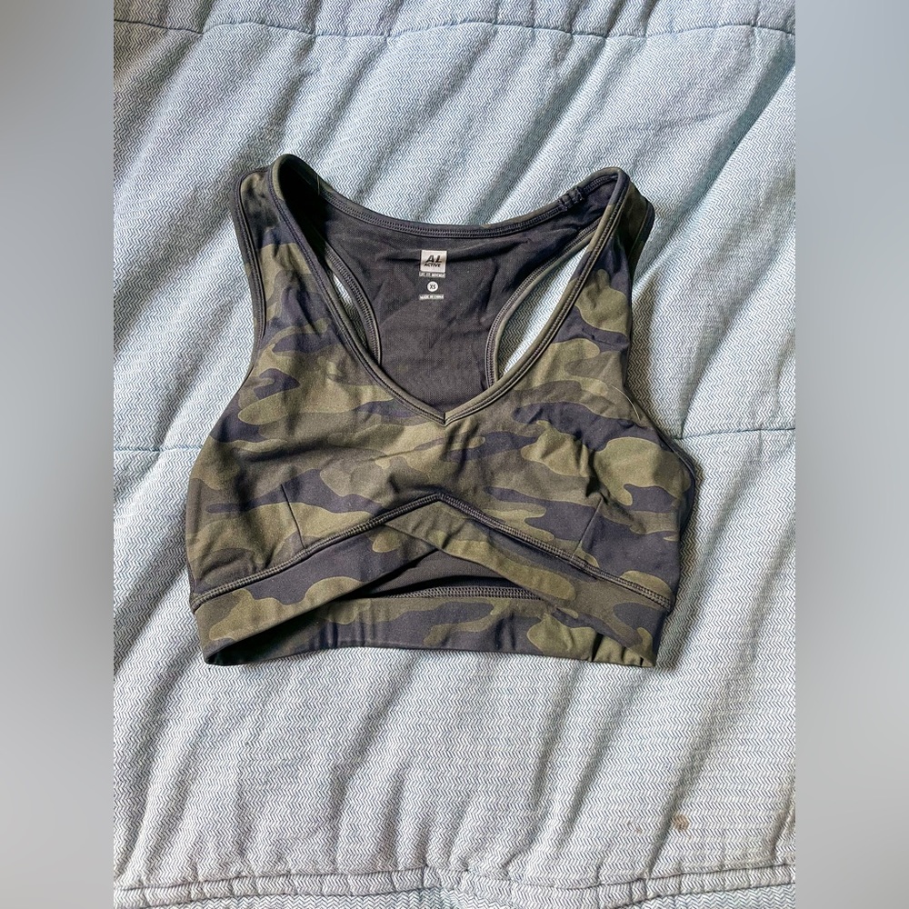 Camo black sports bra /Size XS